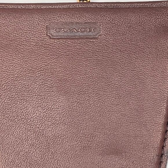 Vintage Coach Squeeze Key Case #7216 - Picture 2 of 4